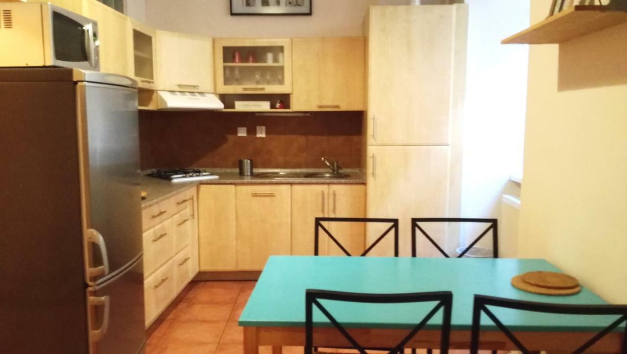 ברטיסלאבה Apartment Mona - Old Town מראה חיצוני תמונה