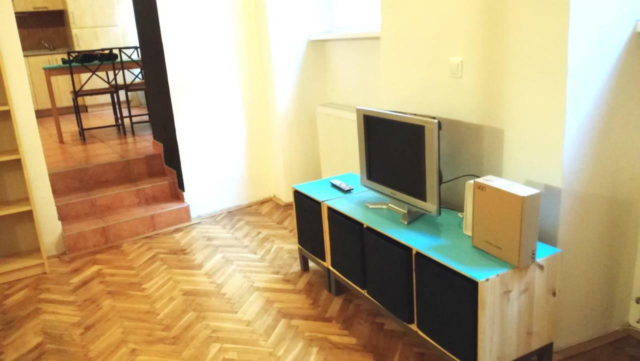 ברטיסלאבה Apartment Mona - Old Town מראה חיצוני תמונה